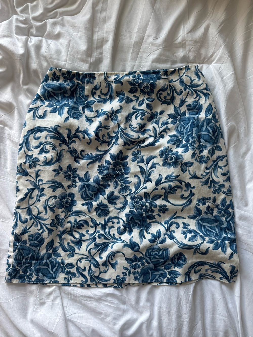 Talbots petite vintage Blue Floral Print Women’s Skirt (100% COTTON)